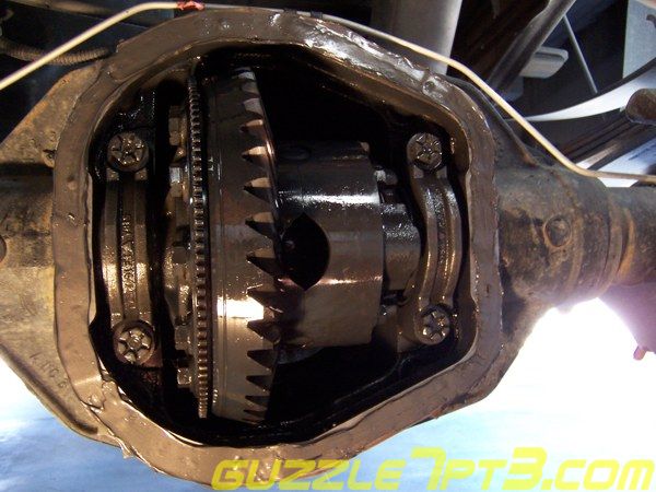 Ford 10.5 differential cover torque #10